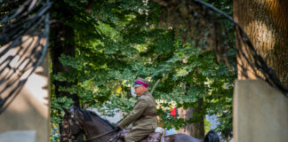 „Moja racja jest bardziej mojsza” – o święcie Wojska Polskiego, młodych i patriotyzmie
