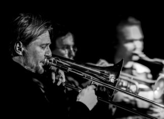 Jazz w bunkrze. Jam session.